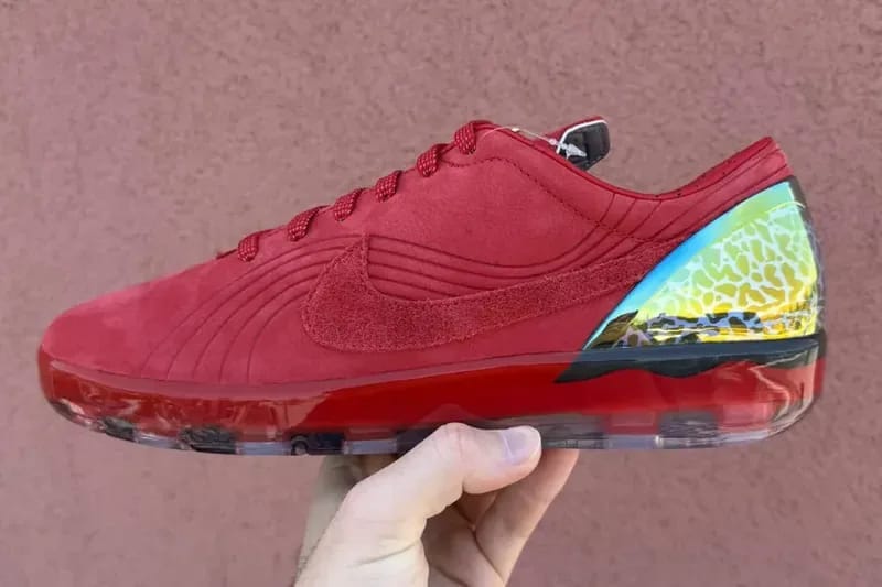 Jordan Brand Infuses Chicago Bulls Heritage Into the Nike Cryoshot Mercurial Vapor 1